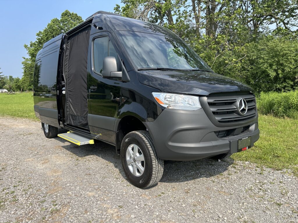 DJI_20250611_163851_032